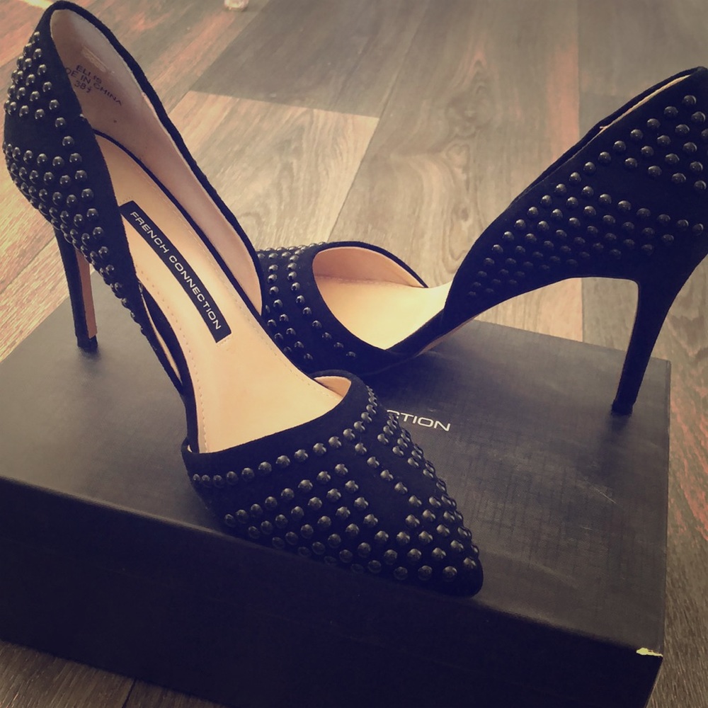 NWT French Connection studded Ellis d’orsay pumps